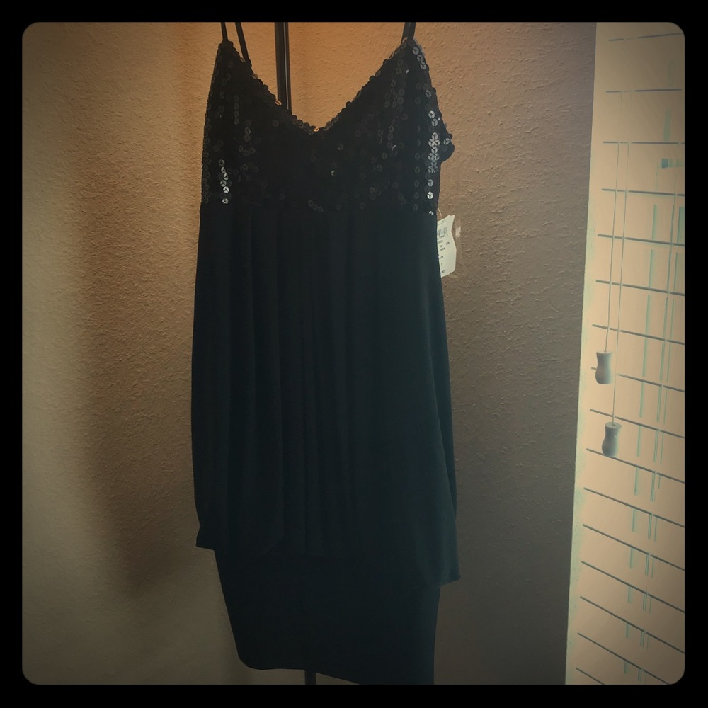 Short sequins dress